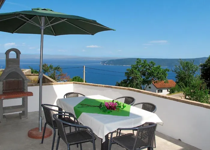 Holiday Home Matea - Mod207 By Interhome