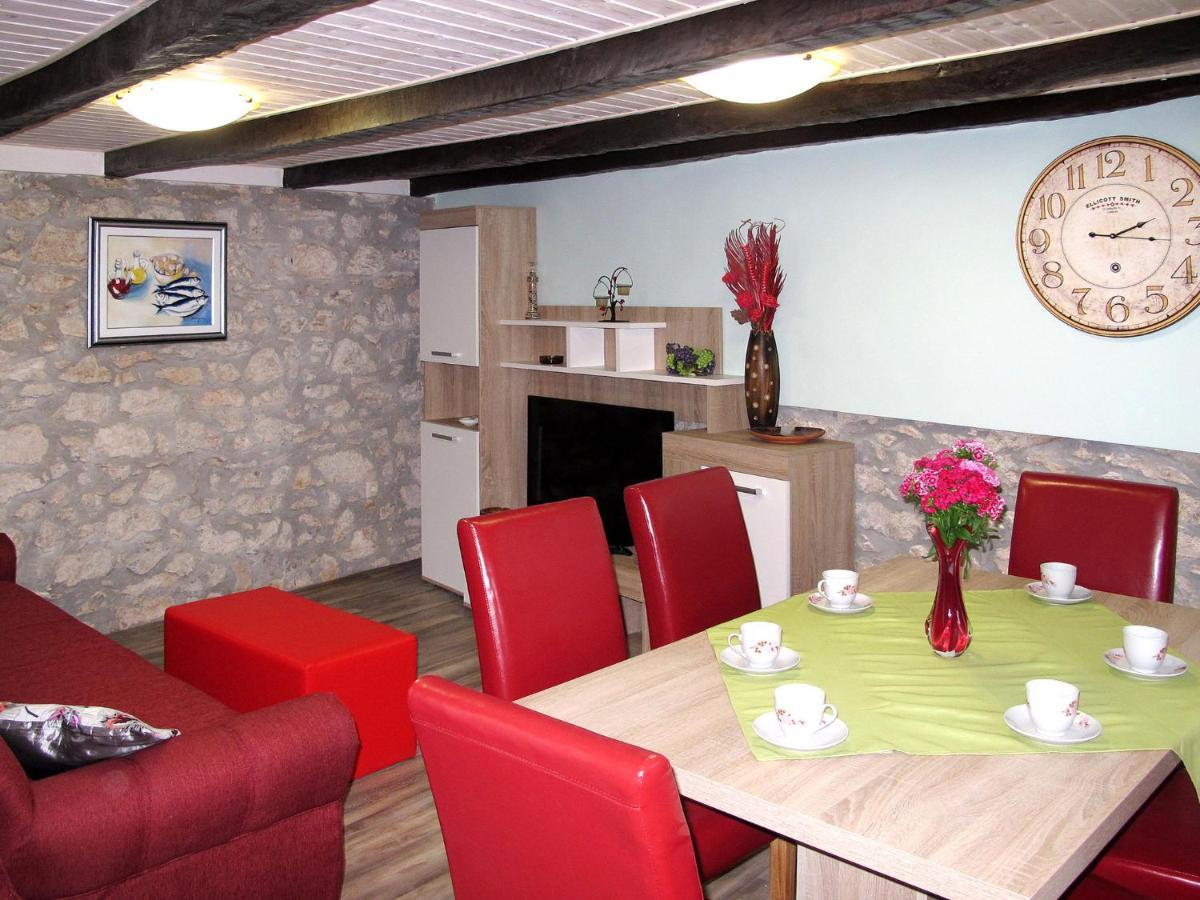 Matea - Mod207 By Interhome